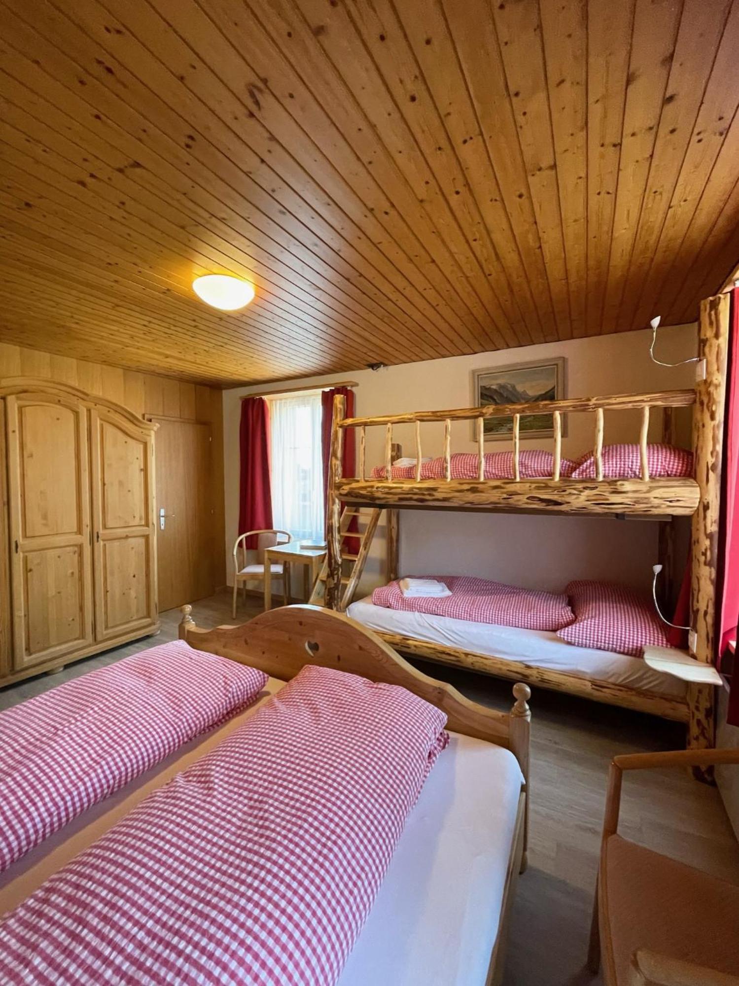 Hotel Tourist Meiringen Eksteriør bilde