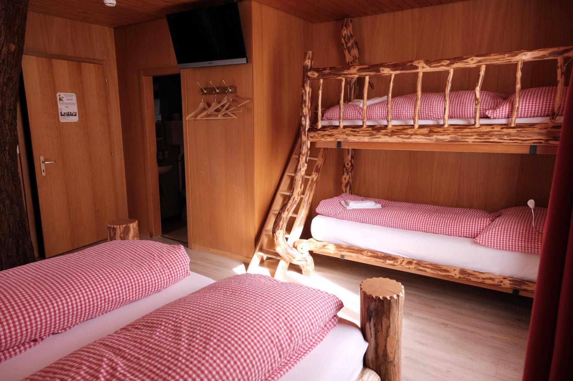 Hotel Tourist Meiringen Eksteriør bilde